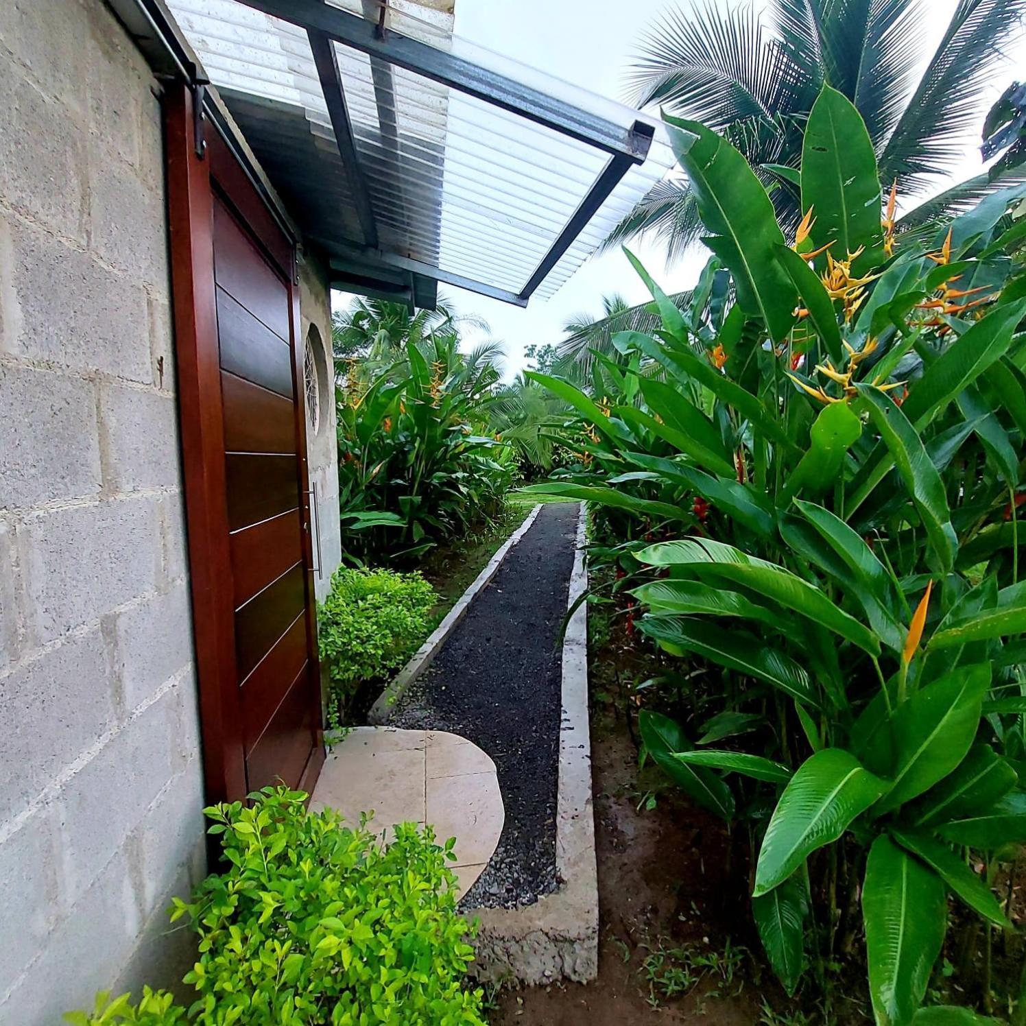 Bewak CR Hotel Tortuguero Bagian luar foto